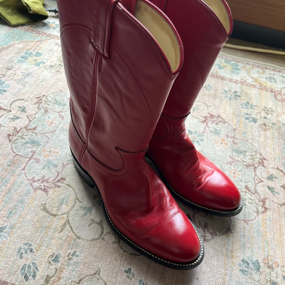 Women's Red Leather Heeled Cowboy Boots